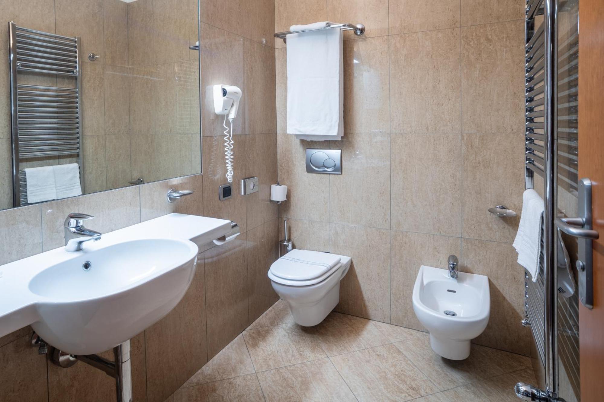 Airone Hotel 4*